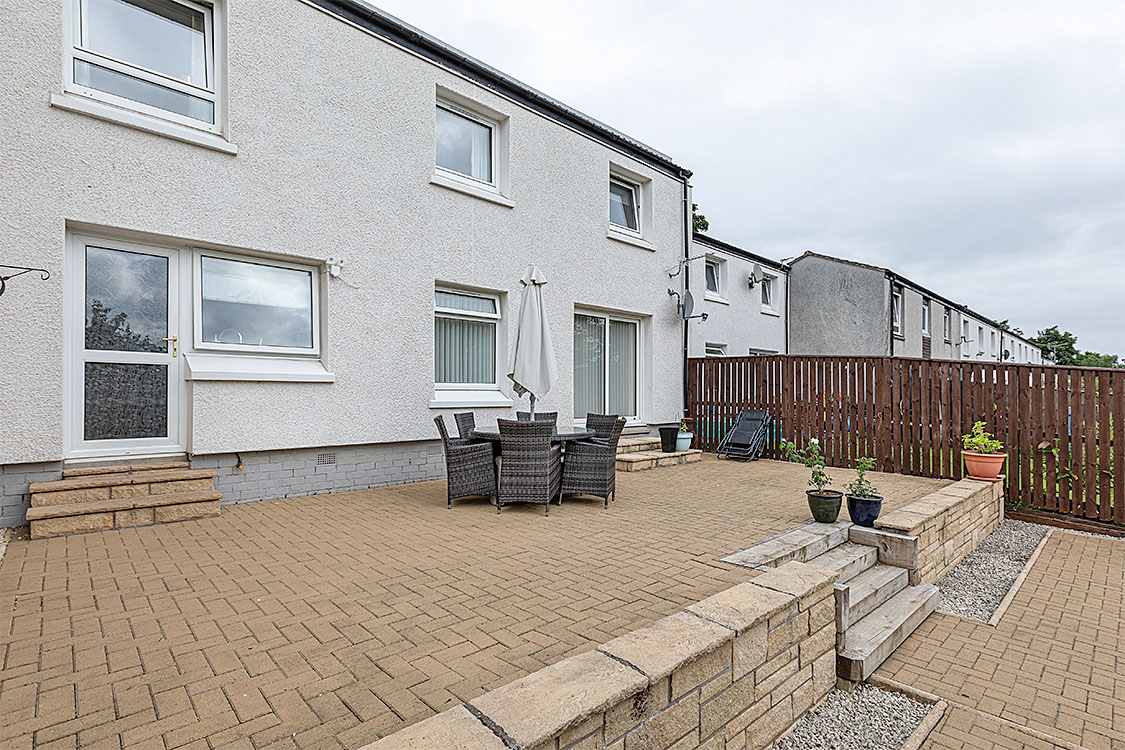 3 Bed Terraced Villa in Guide Price £130,000 64 Hawthorn Road