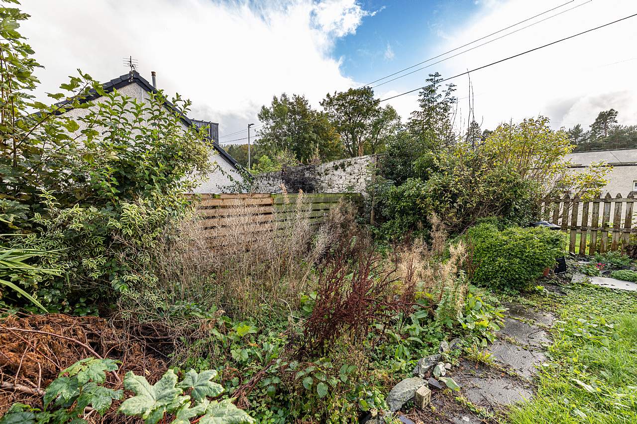 Ground Floor Flat in Guide Price £45,000 145 Scott Street, Galashiels