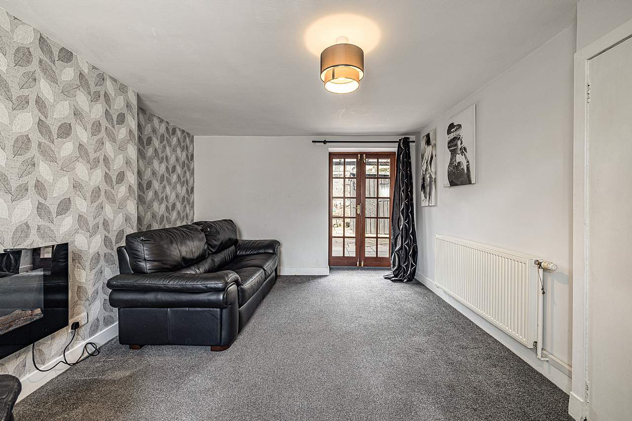 2 Bed Terraced Villa in Guide Price £130,000 11 High Street, Earlston TD4 6HQ BSPC