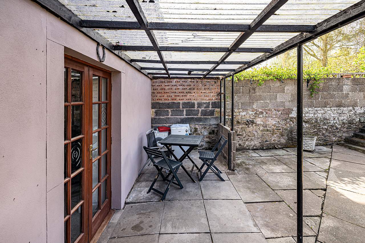 2 Bed Terraced Villa in Guide Price £130,000 11 High Street, Earlston TD4 6HQ BSPC