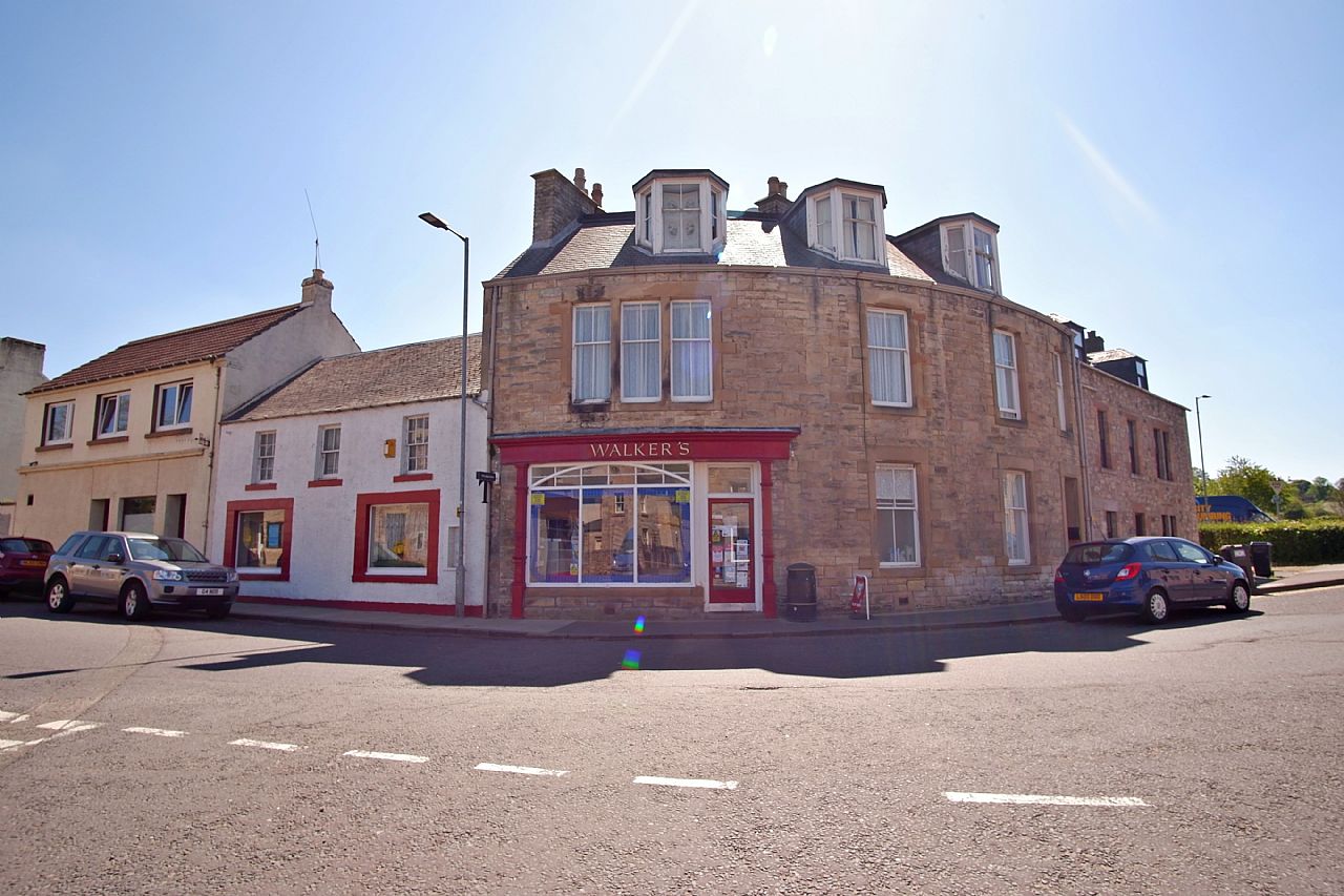 Walkers Newsagents, 2 Bridge Street Jedburgh TD8 6DW