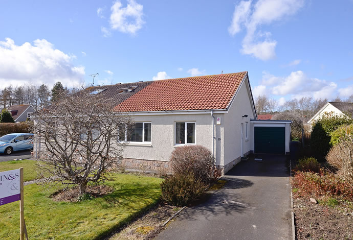 19 Lennel Mount Coldstream TD12 4NS