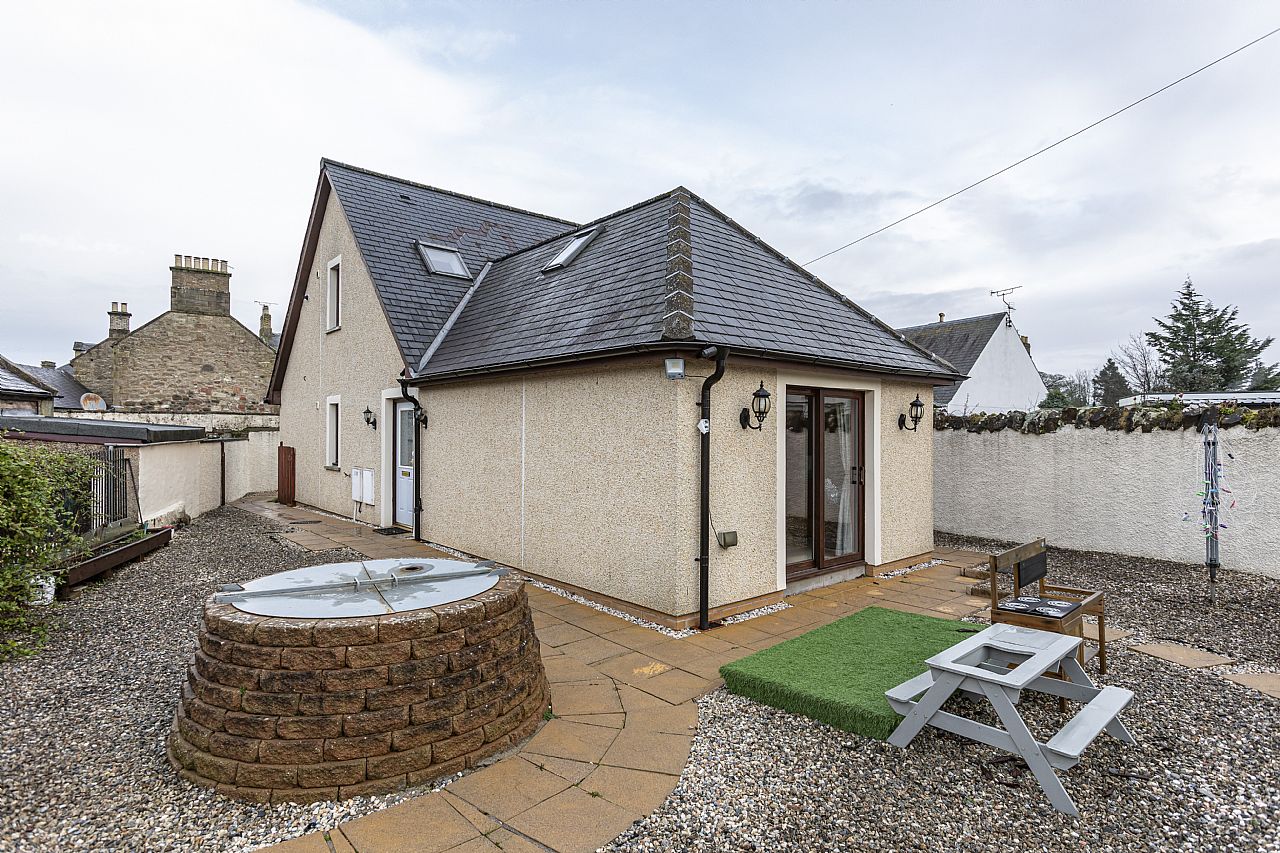 Sairawell Cottage, Blinkbonnie Lane Duns TD11 3AX