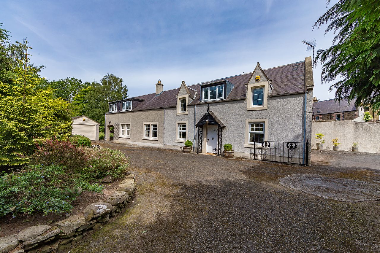 Thistle Cottage, Station Road Earlston TD4 6BZ