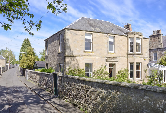 Tweedford, Abbotsford Grove Kelso TD5 7BN