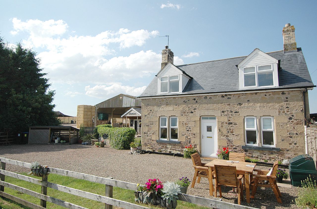 1 Darnchester West Mains Coldstream TD12 4HZ