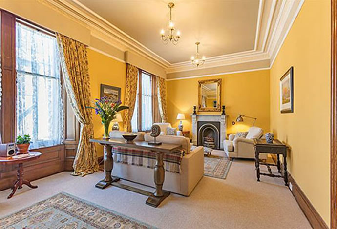 Flat, 4 High Street Jedburgh TD8 6AG