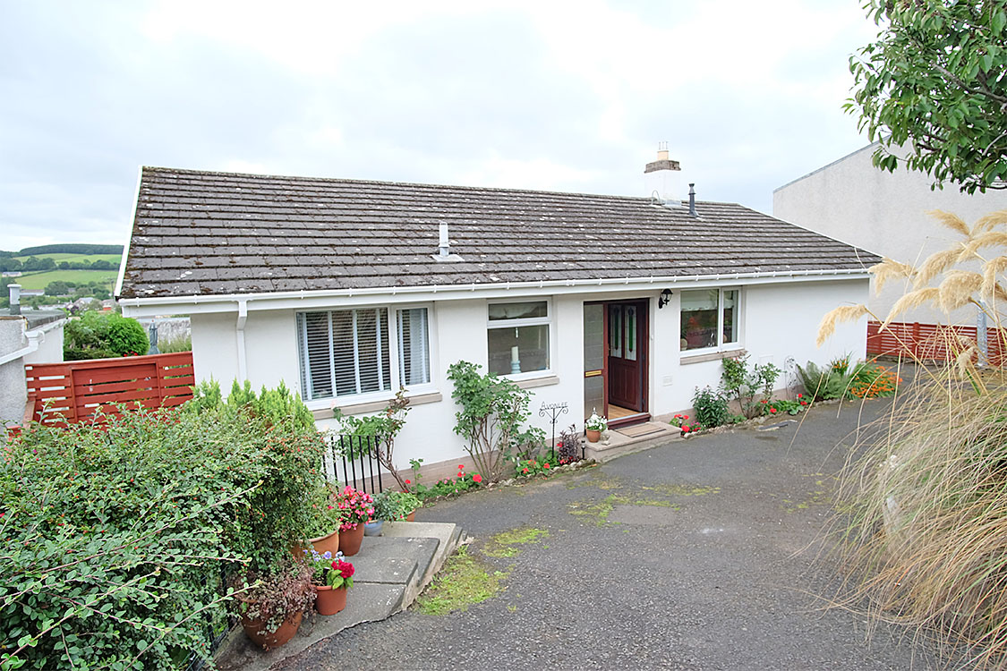 3 Leaderdale Crescent Earlston TD4 6BJ