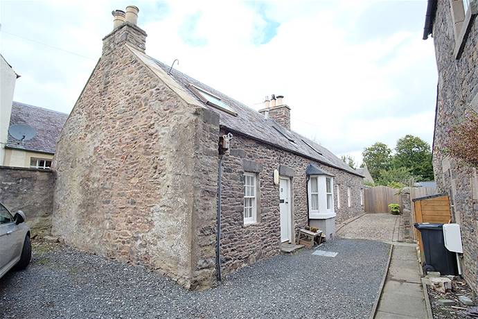 43 West High Street Lauder TD2 6TF