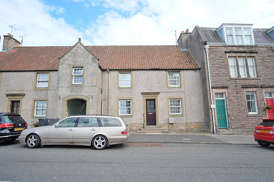 18 High Street Coldstream TD12 4AS