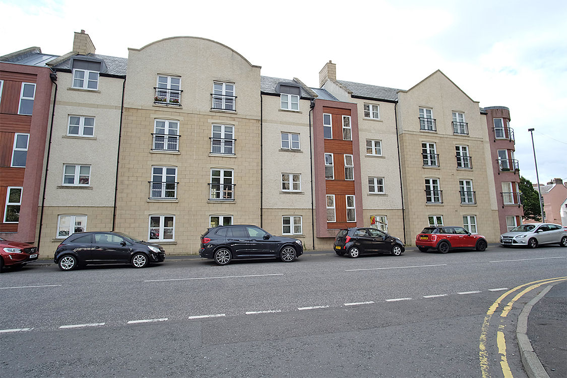 7 Hendersons Court Kelso TD5 7BG