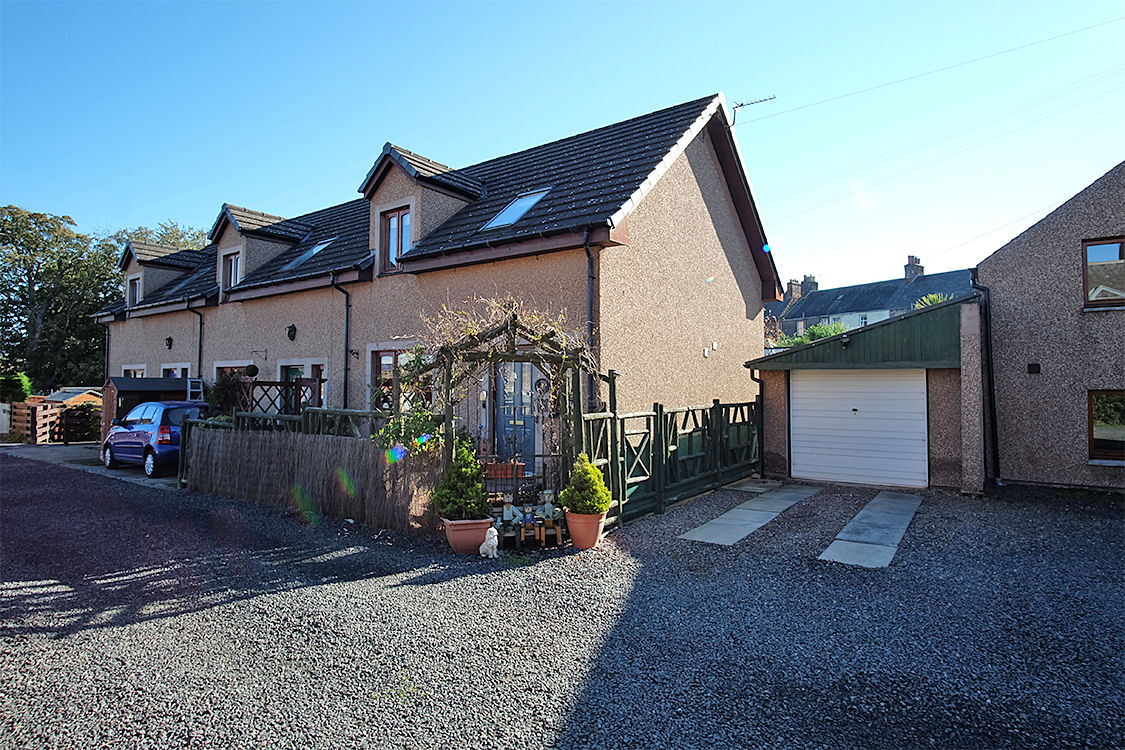 7 Railway Court Newtown St Boswells TD6 0PW