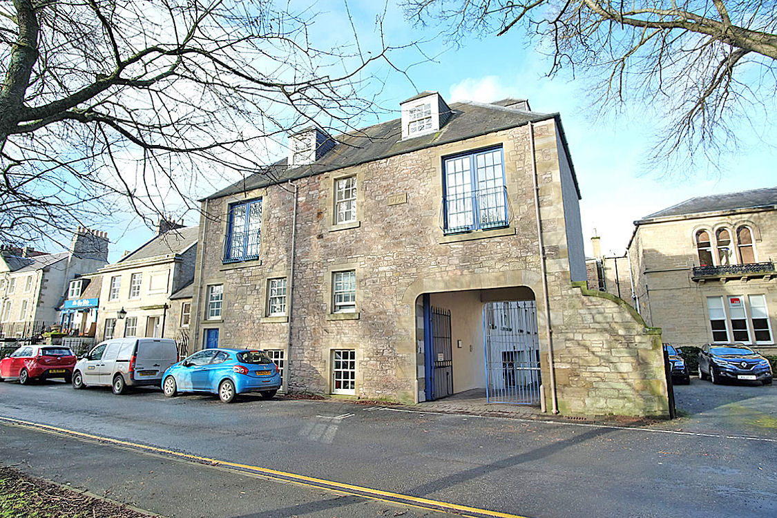 1 The Granary, Abbey Row Kelso TD5 7JF