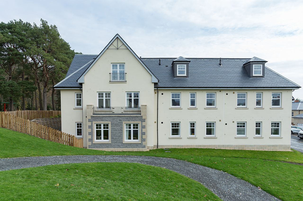 8/3 Hydro Gardens Peebles EH45 8BQ