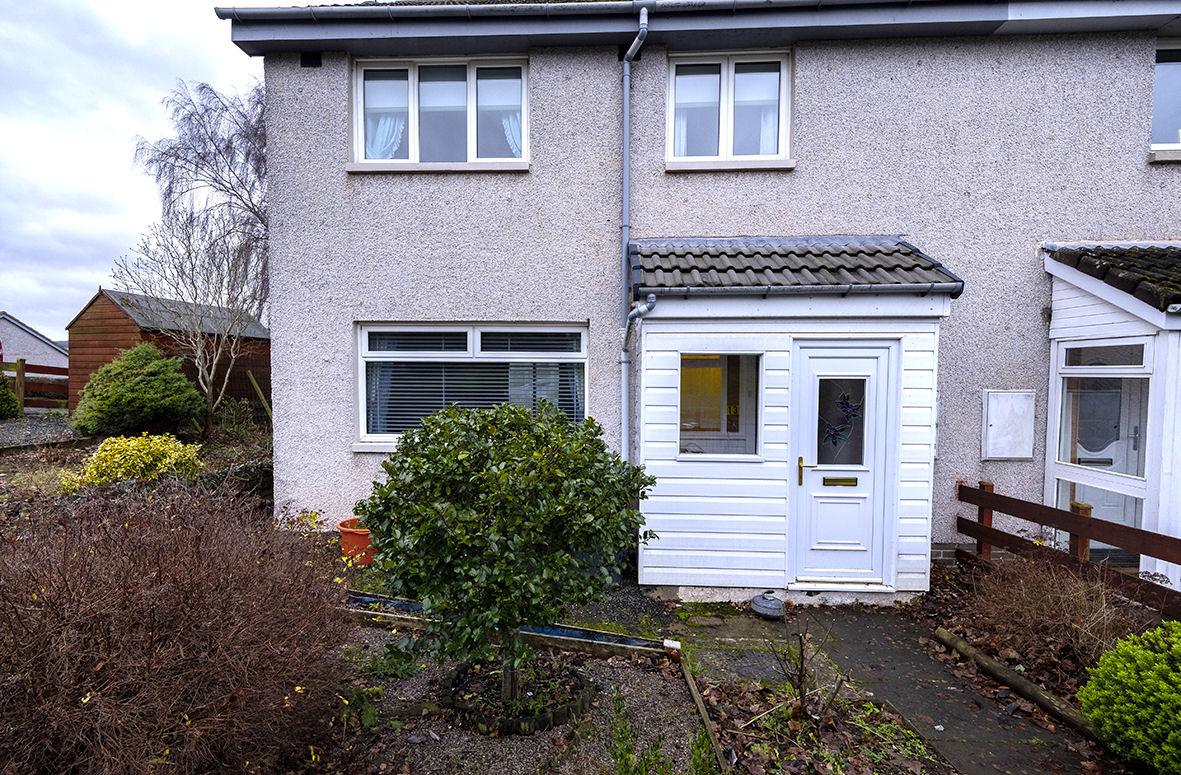 13 Gun Place Earlston TD4 6EL