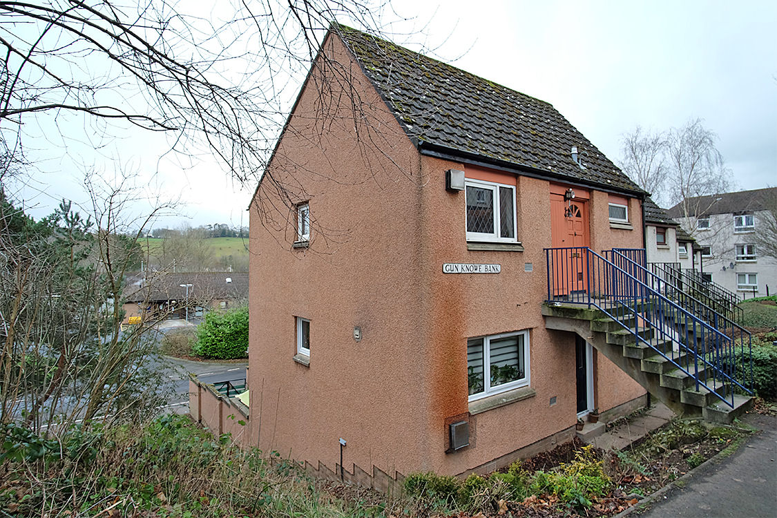 1 Gun Knowe Bank Tweedbank TD1 3SE