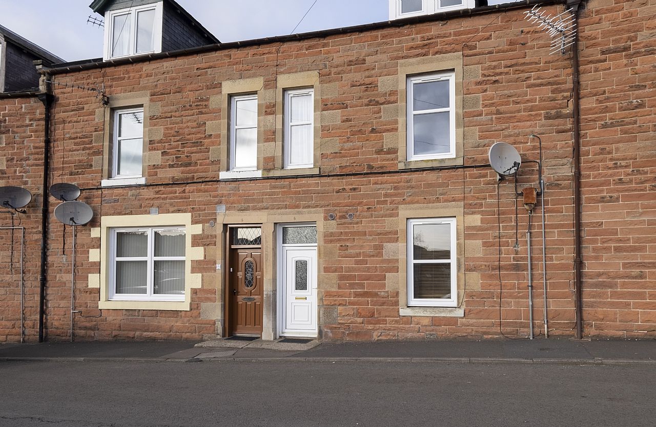 6 Janefield, Haughhead Road Earlston TD4 6EQ
