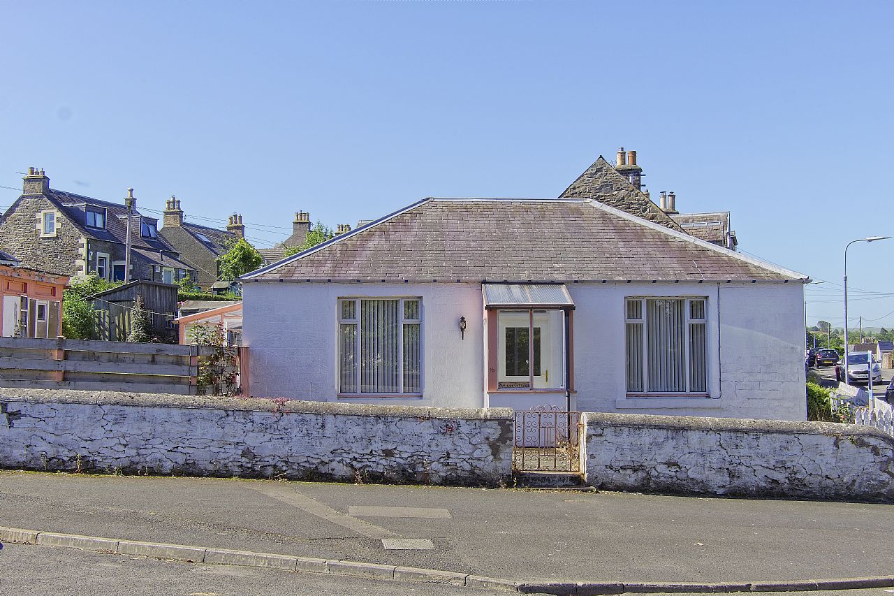 Pavilion Cottage, 16 Hillside Terrace Selkirk TD7 4LT