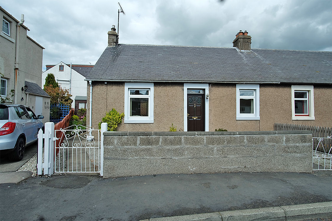 Ellwyn, Westfield Road Earlston TD4 6DX