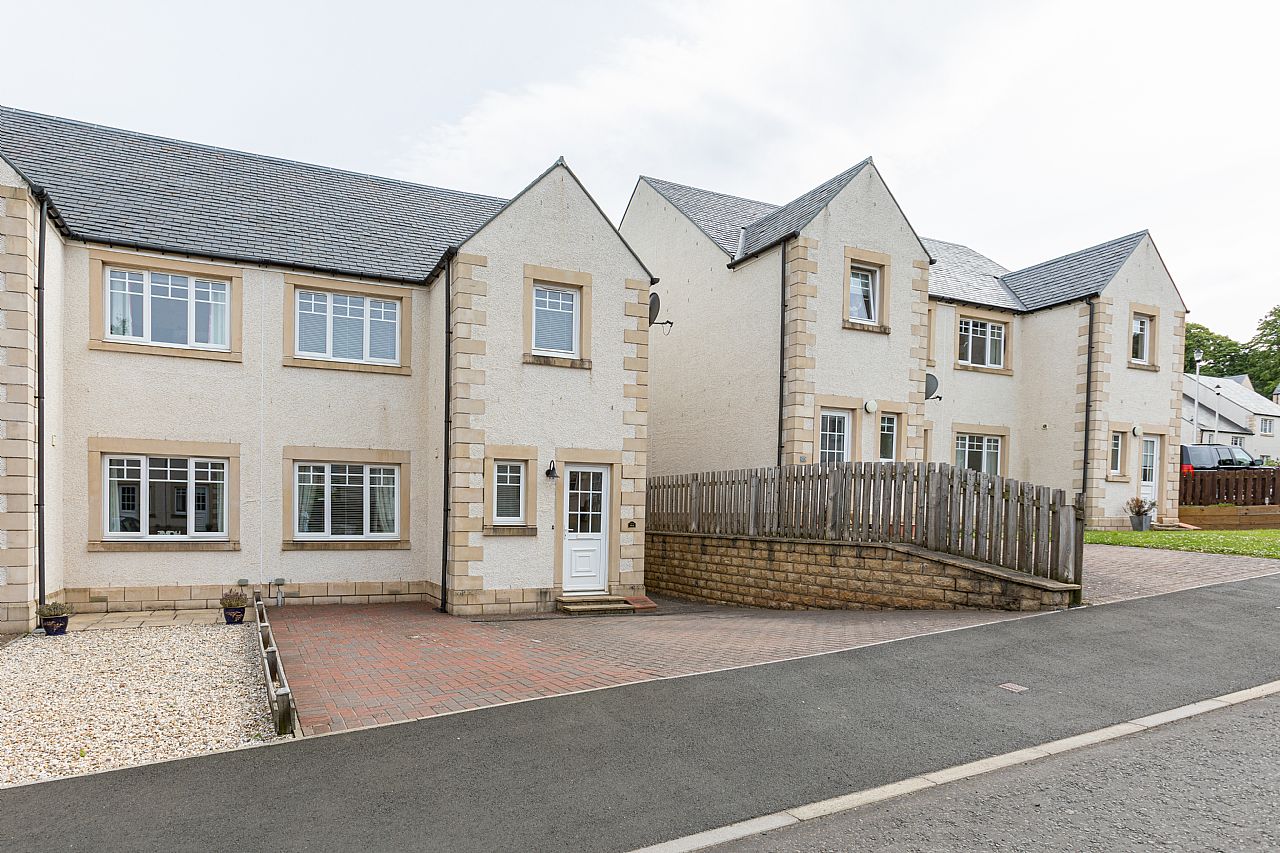22 Harleyburn Avenue Melrose TD6 9JZ