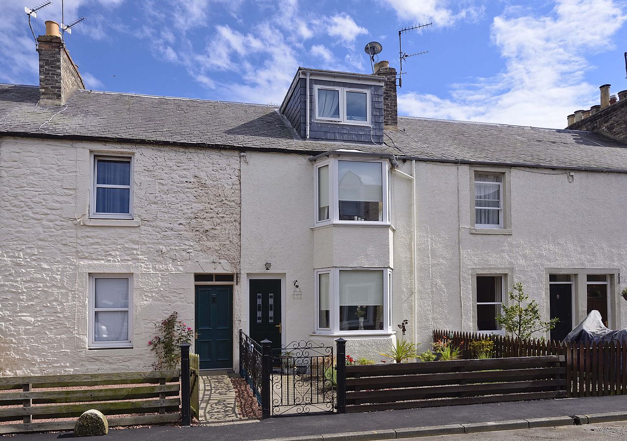 7 Victoria Place Kelso TD5 7JJ