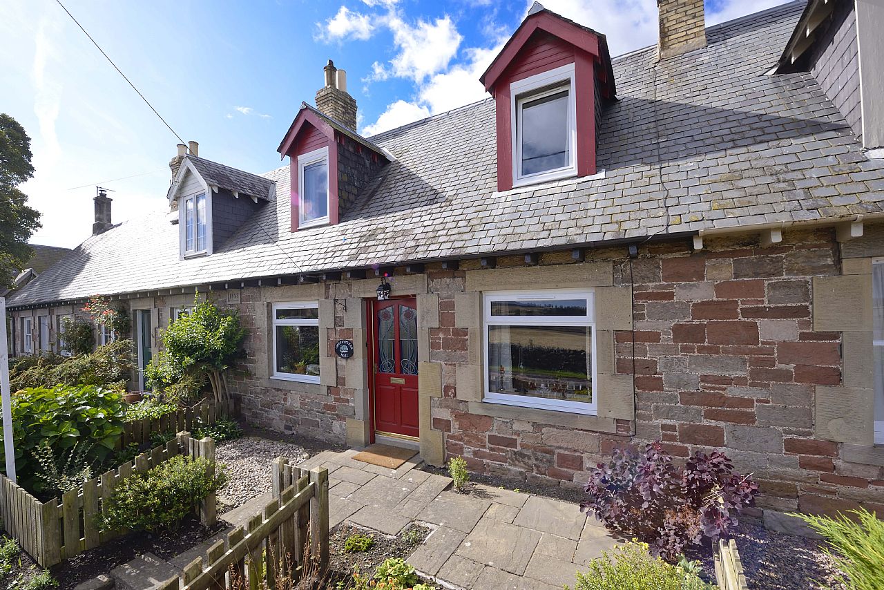 Cherrytrees, 11 Main Street Heiton TD5 8JR