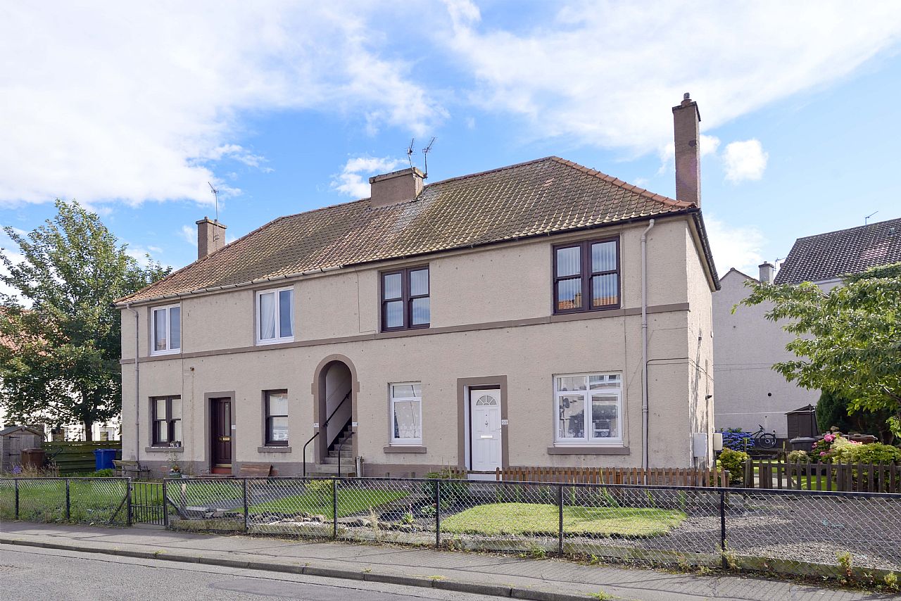 70 Gibraltar Gardens, Dalkeith Edinburgh EH22 1EJ