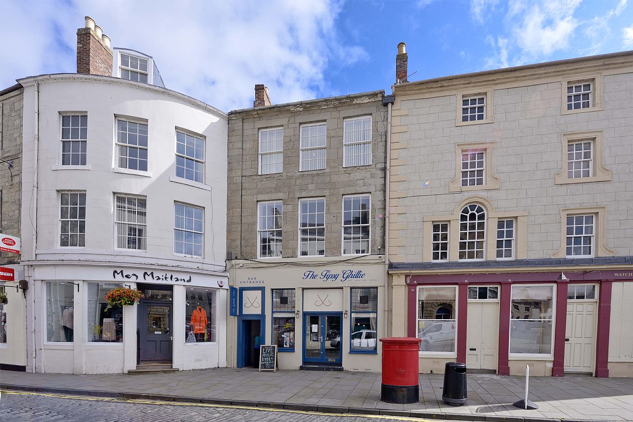 7 Woodmarket Kelso TD5 7AT