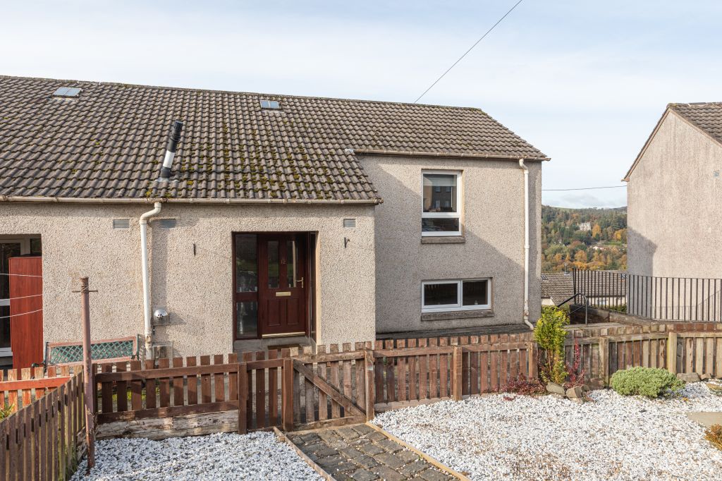 12 Whitehaugh View Hawick TD9 0DE
