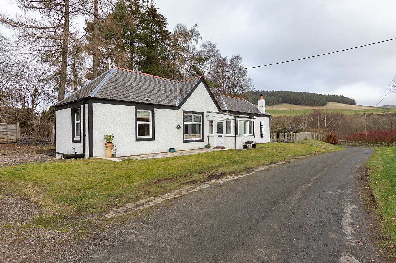 Lyne Haugh, Lyne Station Peebles EH45 8NP