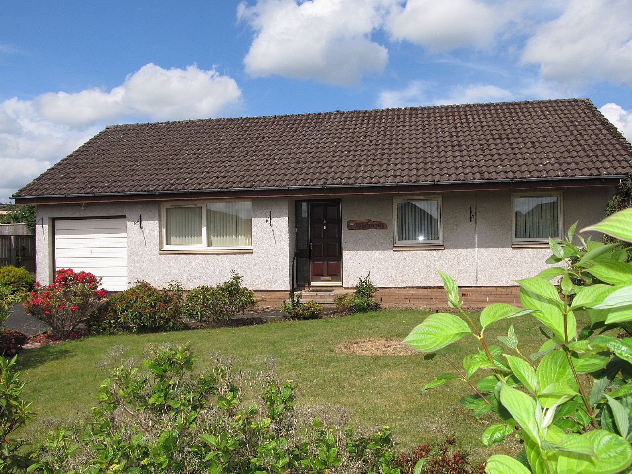Pohutukawa, 6 Cheviot Court Kelso TD5 7LE