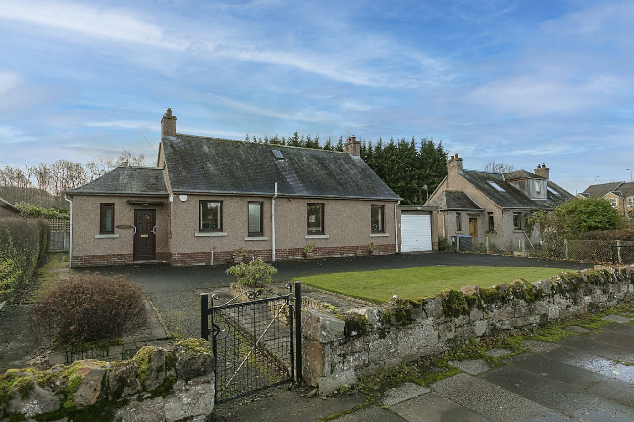 Invergarry, Abbotsford Road Darnick TD6 9AJ