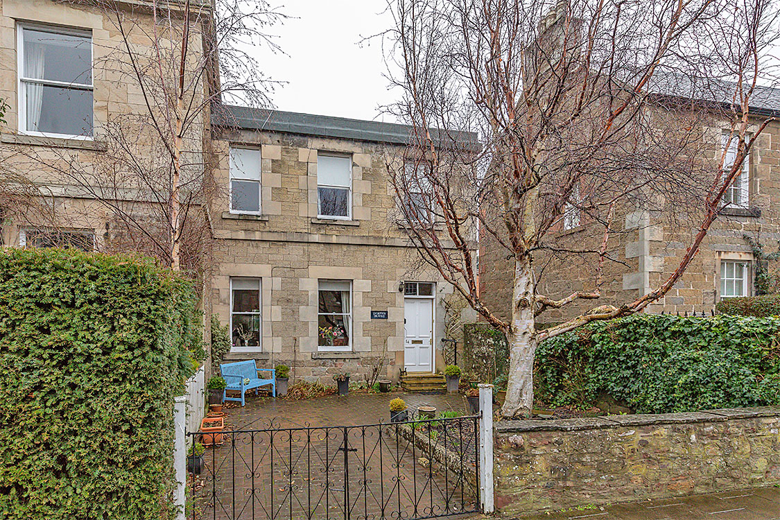 Dorter House, 14 Buccleuch Street Melrose TD6 9LD
