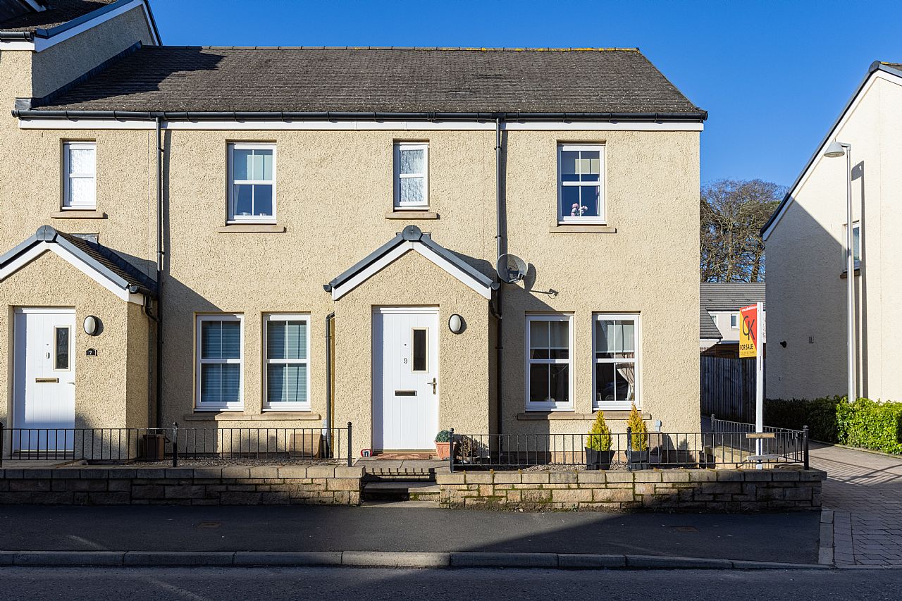 9 Queen Elizabeth Drive Galashiels TD1 2NN