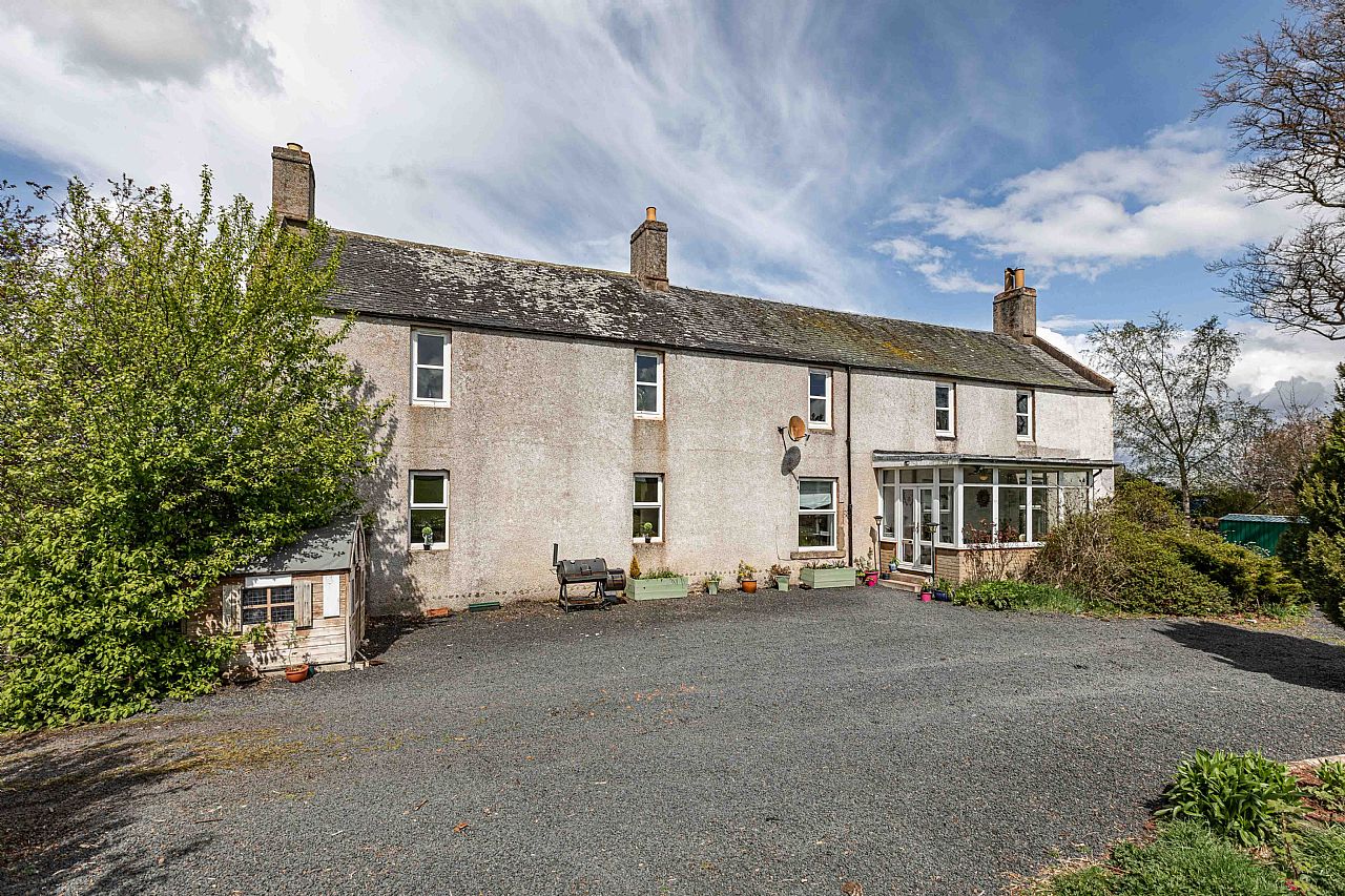 Thorneydykes Farmhouse Westruther TD3 6NG