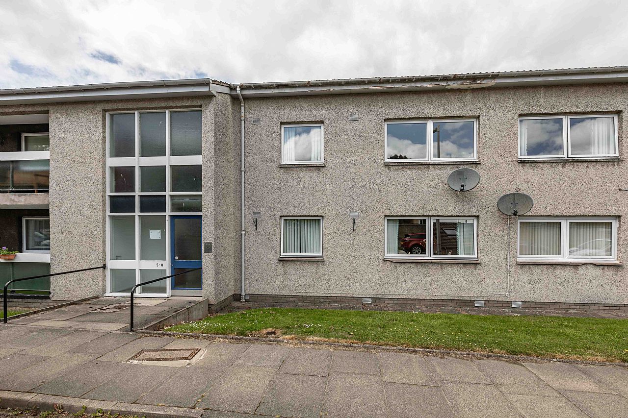 7 St. Dunstans Park Melrose TD6 9LF