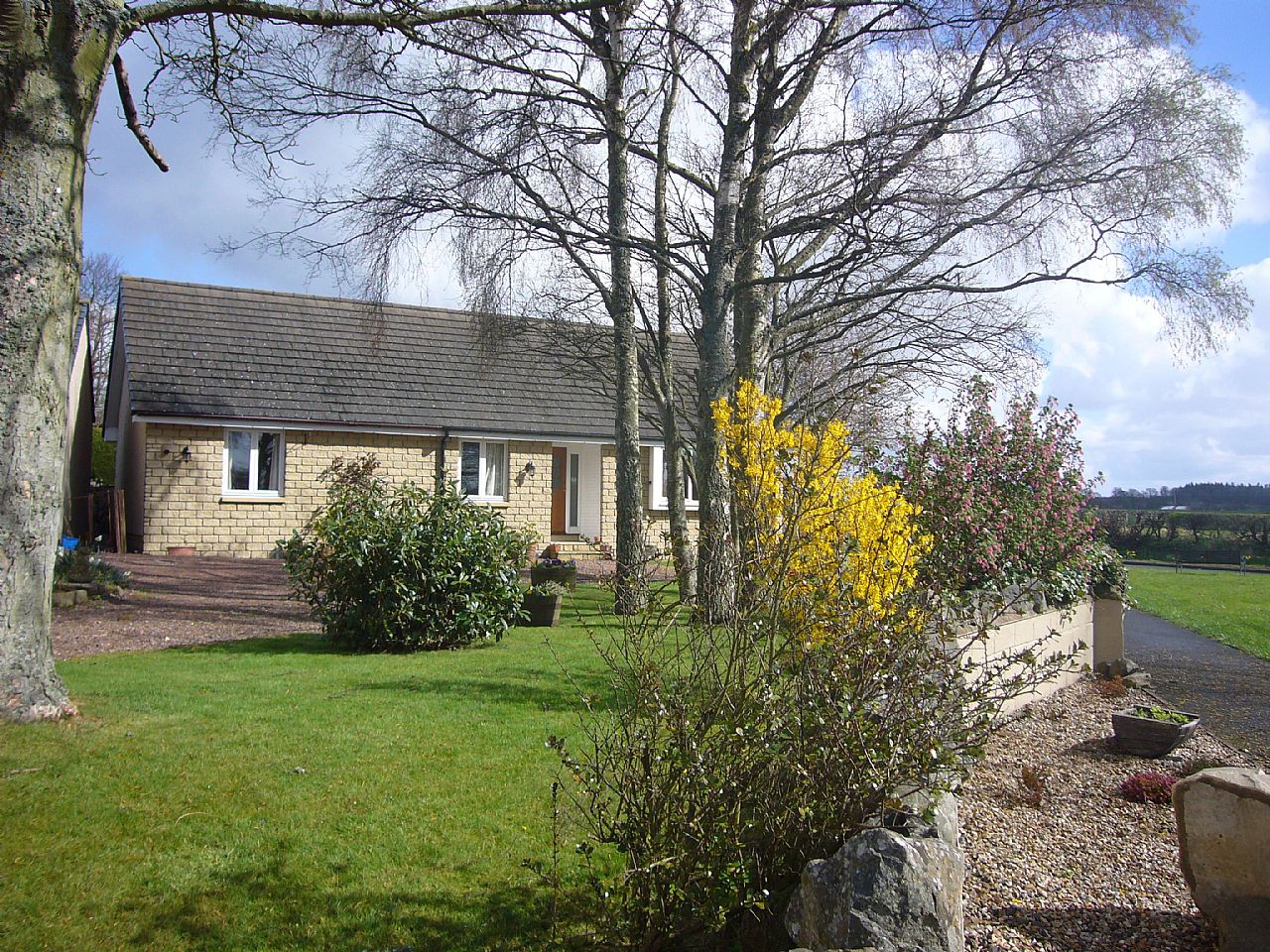 The Bungalow, Goldilands, Roxburgh Road, Heiton Kelso TD5 8TP