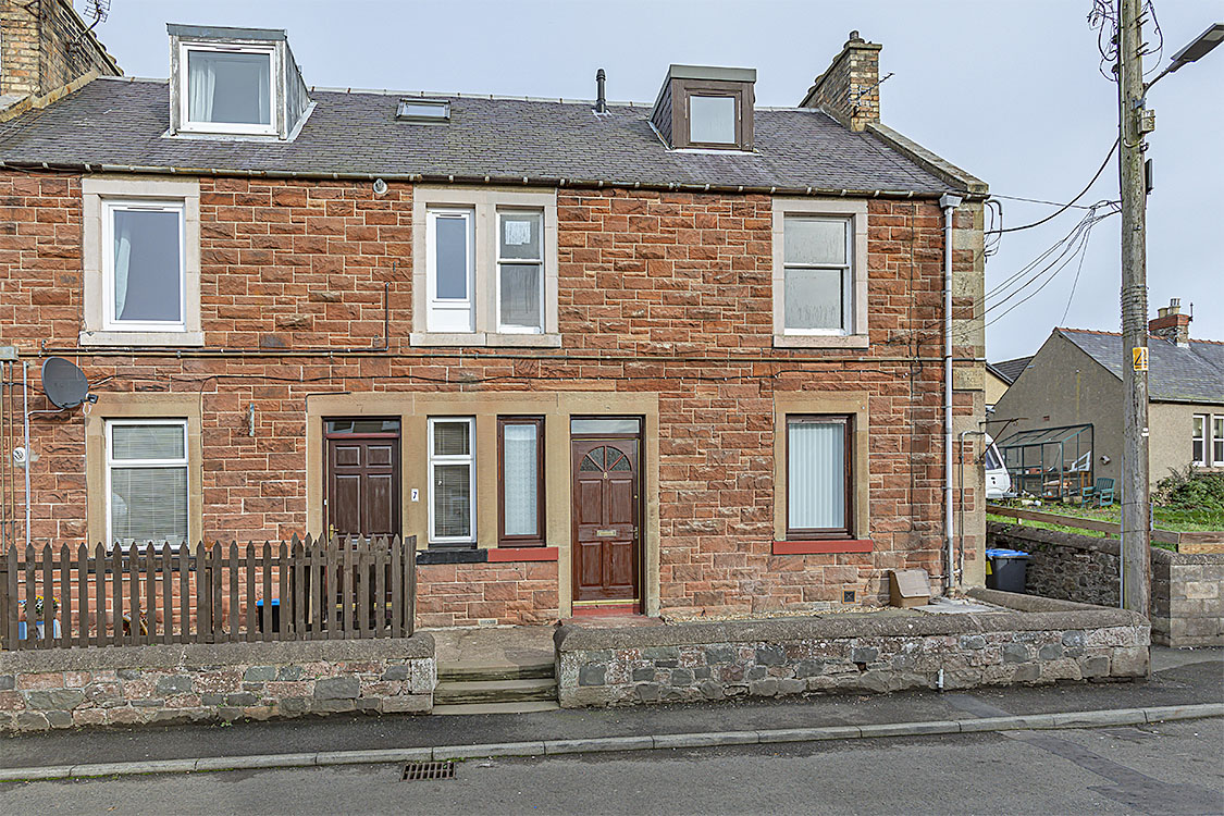 8 Rodgers Place, Haughhead Road Earlston TD4 6EG