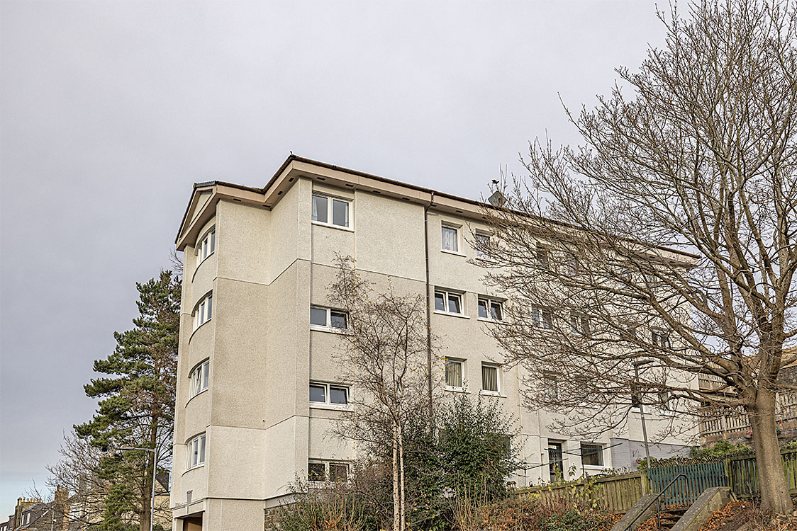 132 Halliburton Place Galashiels TD1 2JQ