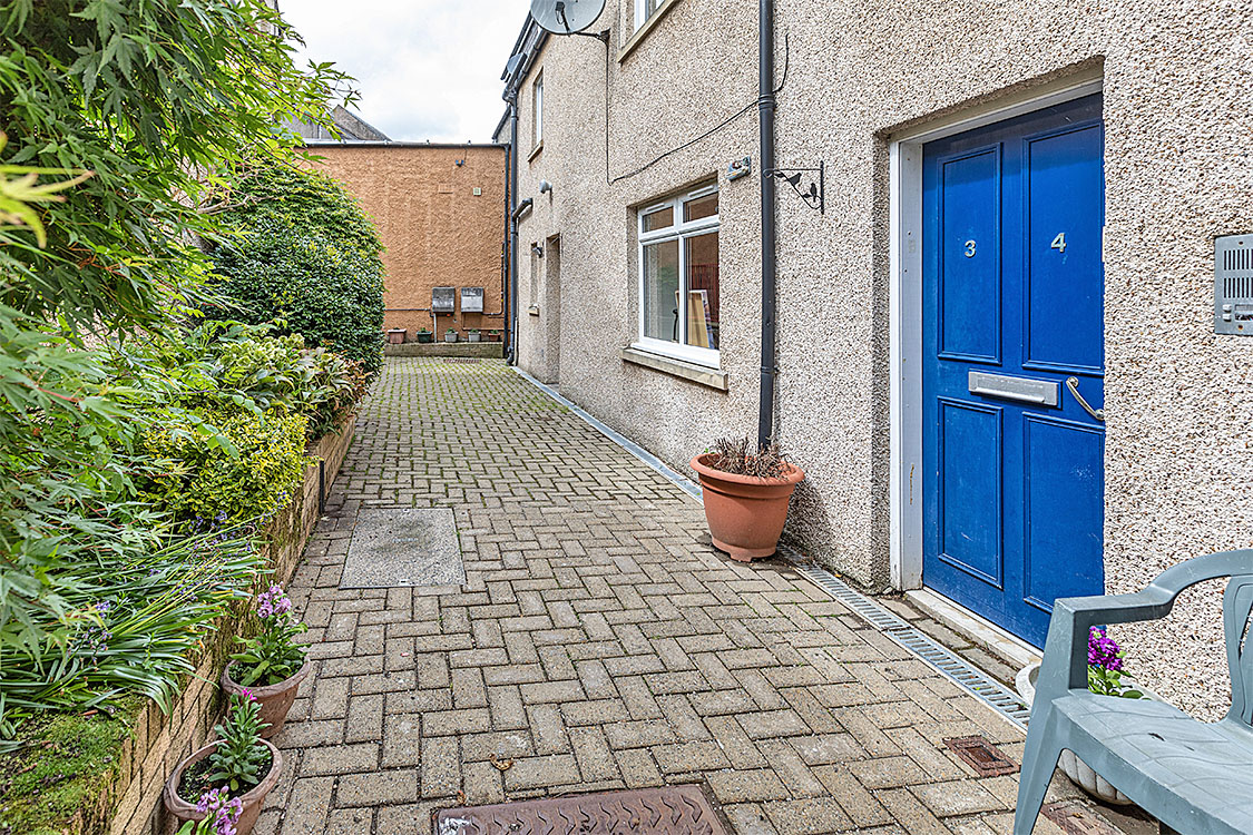 Property in Galashiels with 2 bedrooms for Sale BSPC