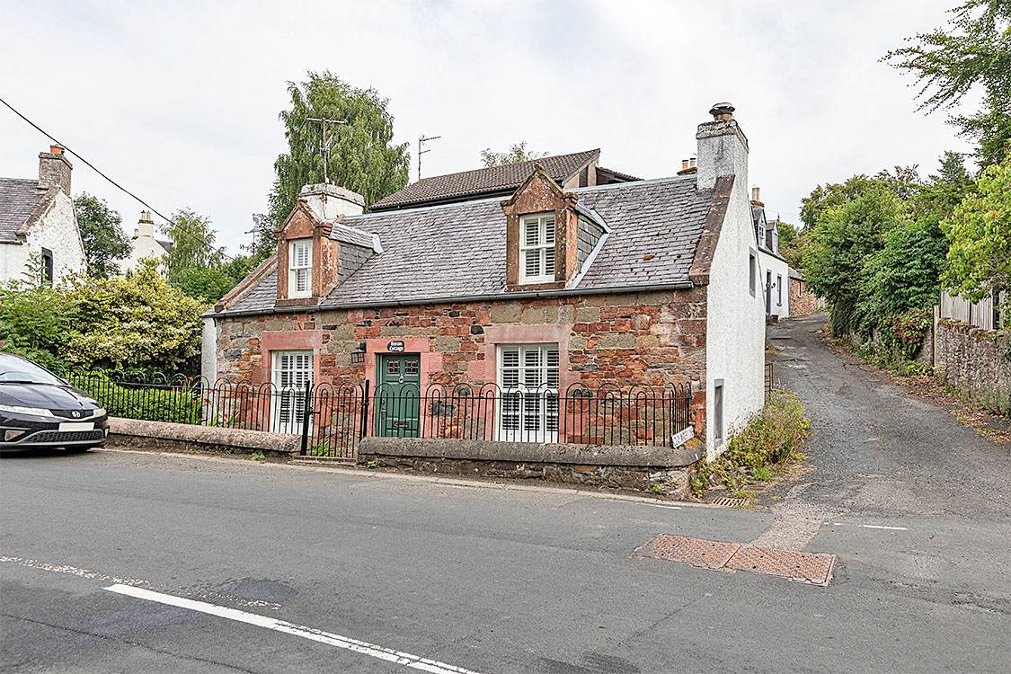 Heron Cottage , Main Street Newstead TD6 9RR