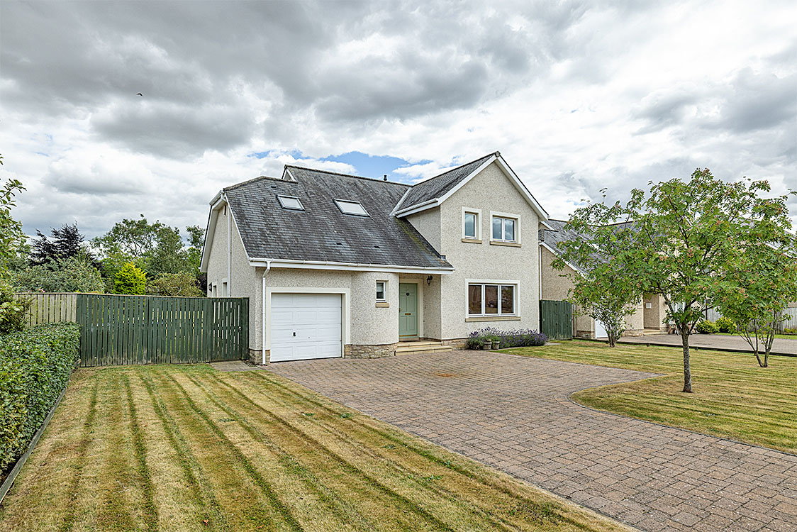 25 Riverside Drive Kelso TD5 7RH