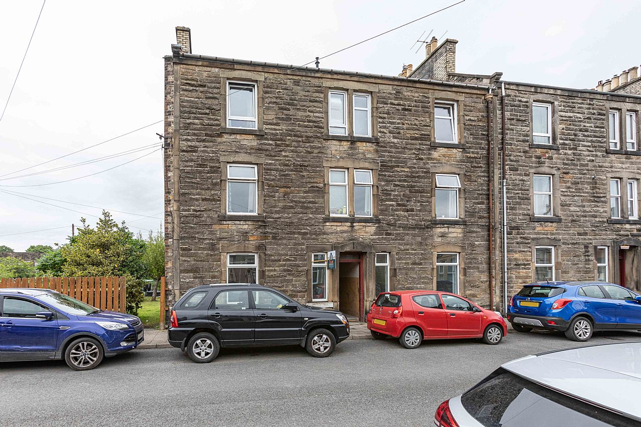 2 Bed First Floor Flat in Rosevale Street Fixed Price £58,000 8/4