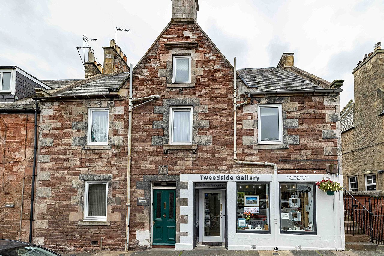 Ground Floor Commercial in Tweedside Road In the Region Of £47,500