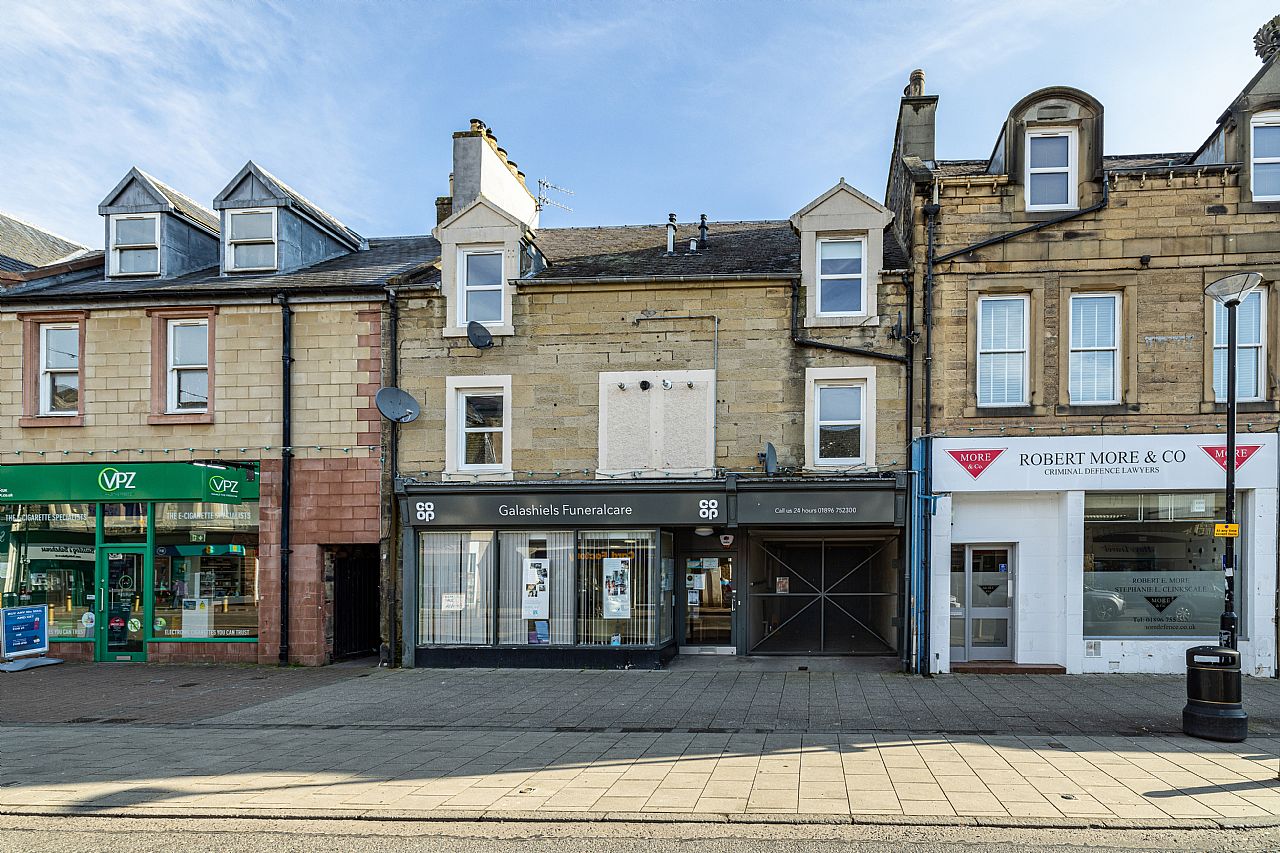 1 Bed First Floor Flat in Offers Over £45,000 77c Channel Street