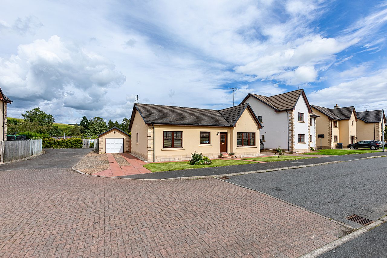 3 Bed Detached Bungalow for sale 7 Still Haugh TD1 2SL SPC Scotland